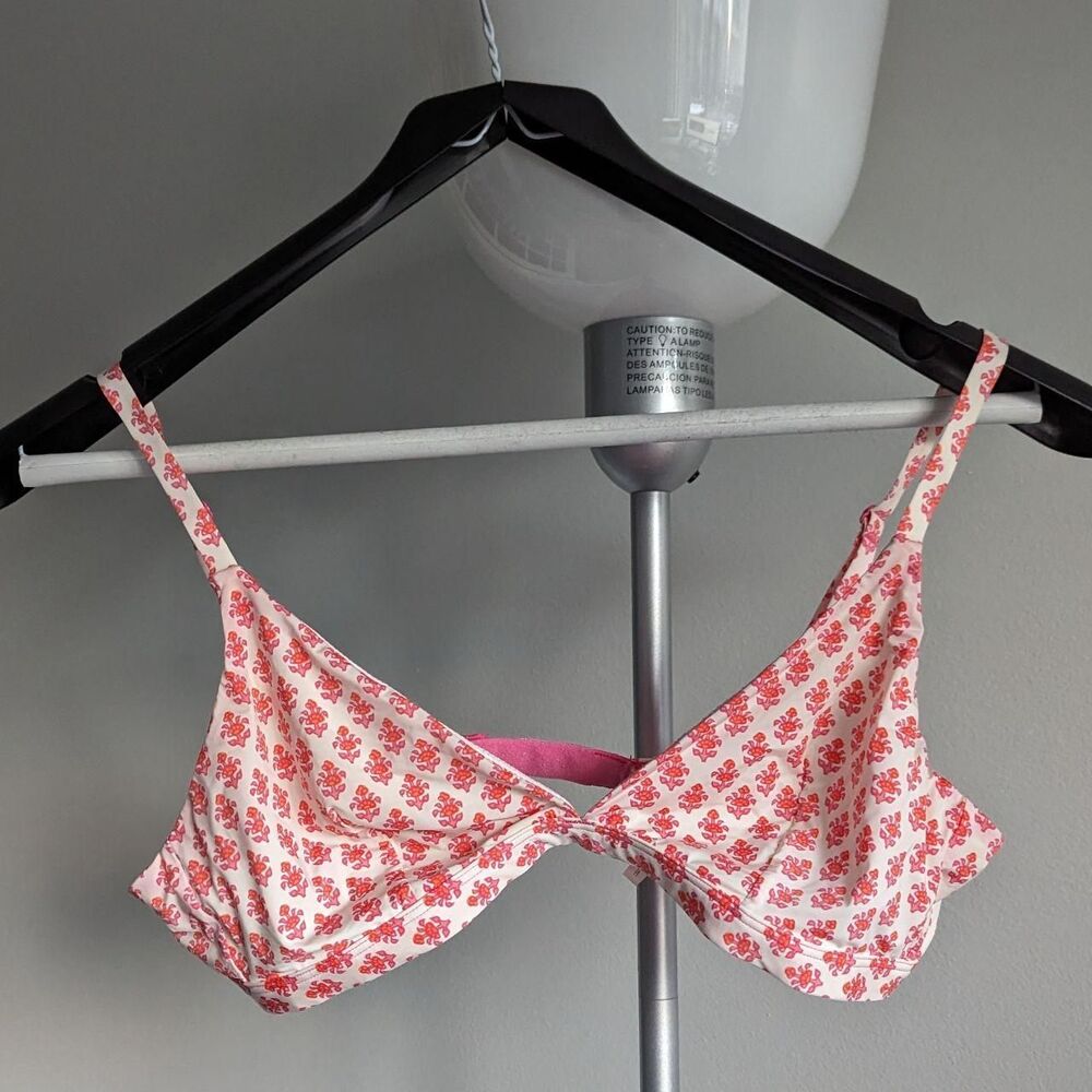 Gap Women's Pink and White Bra